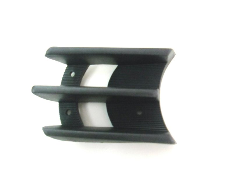 Griglia Paraurti Anteriore Sinistra Mitsubishi Pajero Sport Dal 1999 Al 2004