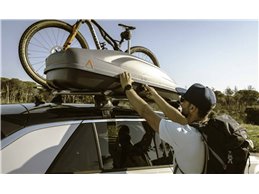 Set BOX tetto con Barre per VOLKSWAGEN TIGUAN 2016-2020 capiente 240 Litri in Grigio scuro con Chiave Barre 127 CM c/Serratura